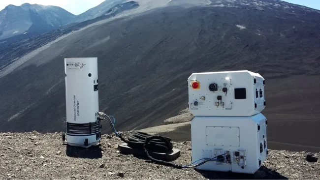 Quantum gravimeter